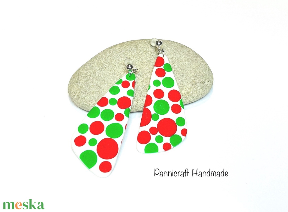 Téli pöttyvarázs gyurmafülbevaló - ékszer - fülbevaló - lógó csepp fülbevaló - Meska.hu