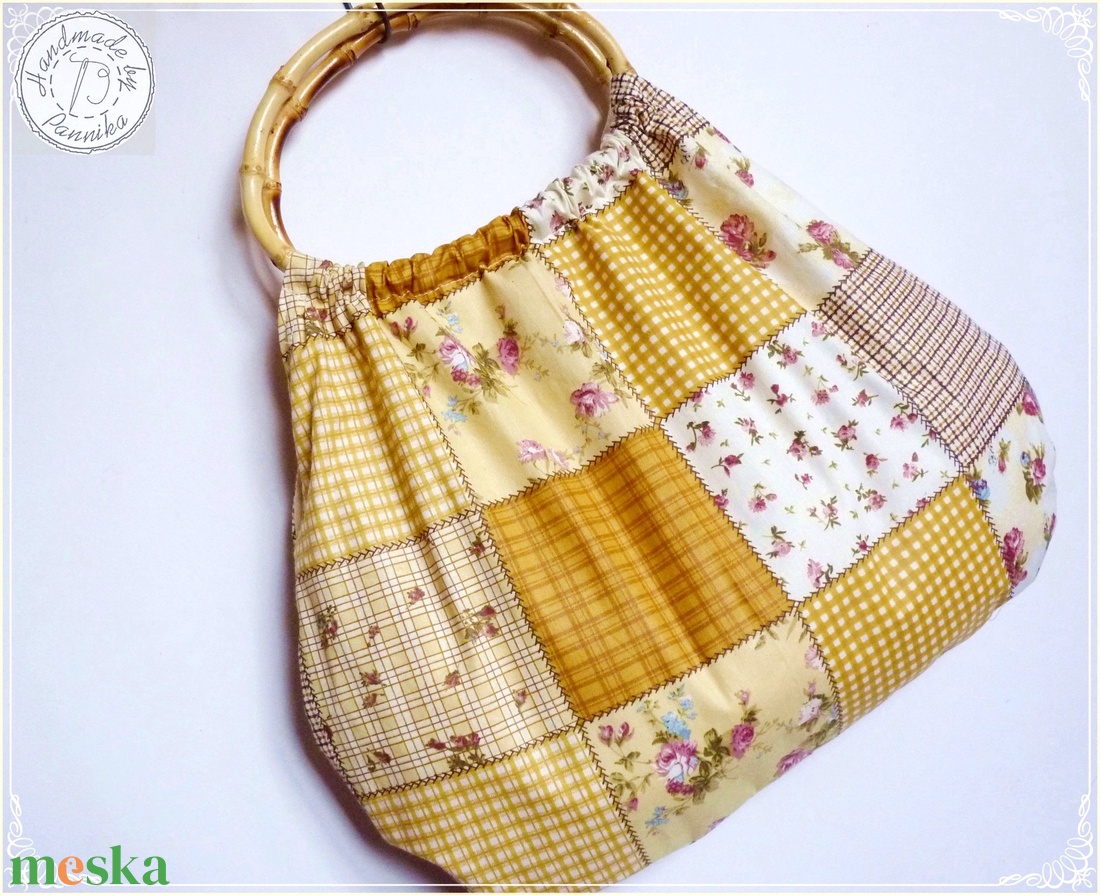 Drapp patchwork hatású táska, ovális bambusz füllel - táska & tok - kézitáska & válltáska - kézitáska - Meska.hu Drapp patchwork hatású táska, ovális bambusz füllel - táska & tok - kézitáska & válltáska - kézitáska - Meska.hu