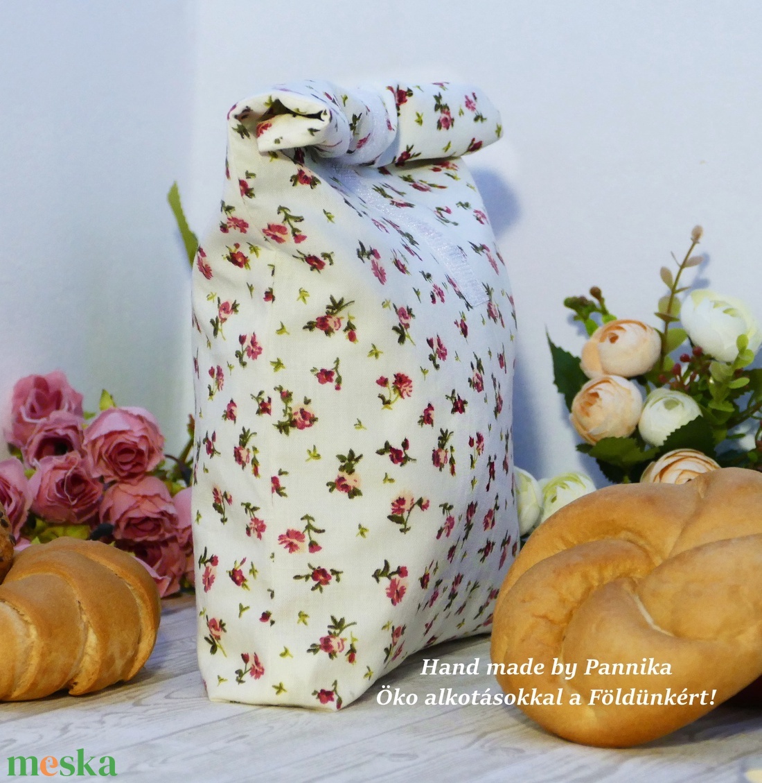 Roll top Uzsonnás, frissentartó tasak (apró -virágos) - táska & tok - uzsonna- & ebéd tartó - szendvics csomagoló - Meska.hu Roll top Uzsonnás, frissentartó tasak (apró -virágos) - táska & tok - uzsonna- & ebéd tartó - szendvics csomagoló - Meska.hu