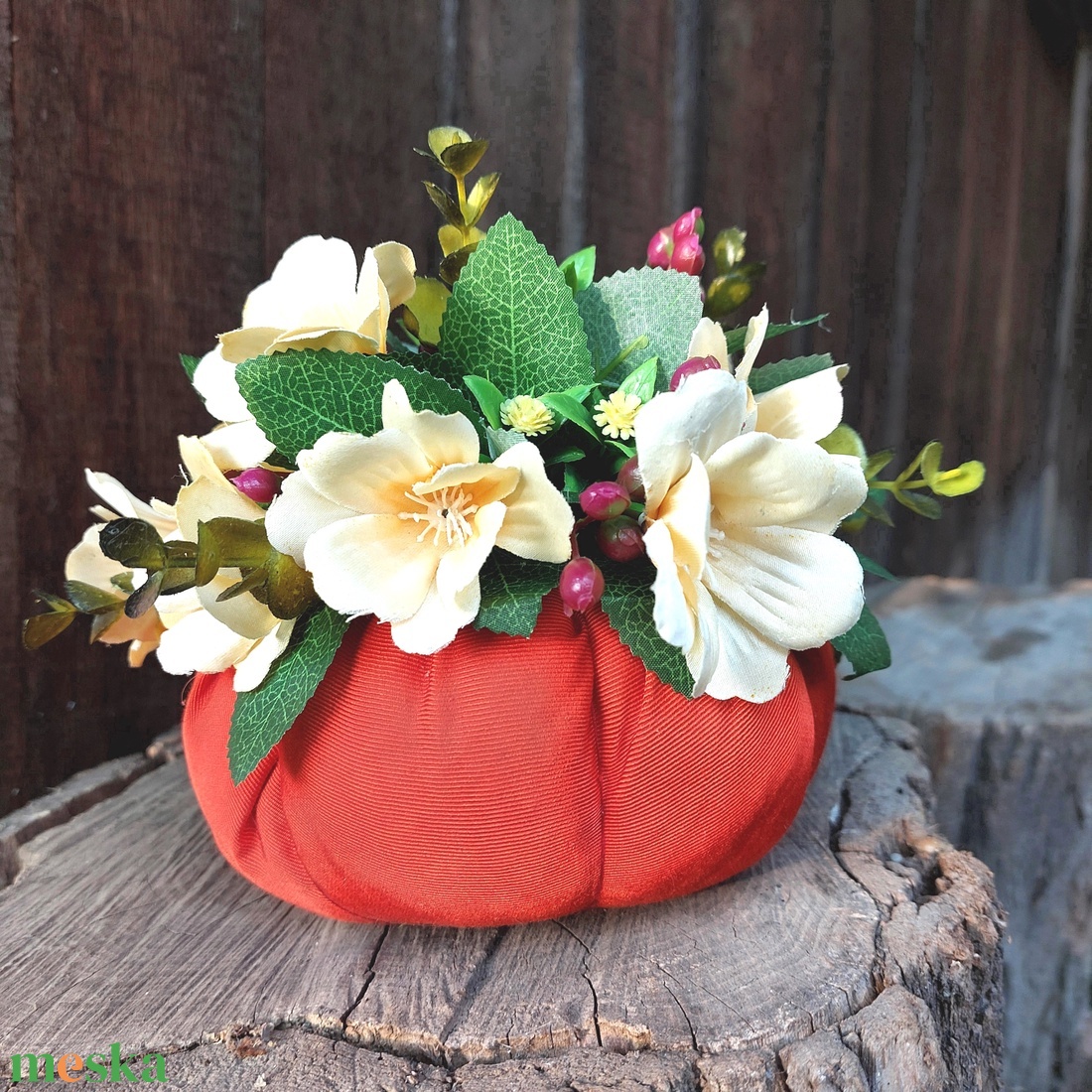 Akciósan! Virágos Tök dekoráció ( piros-narancs alappal ) - otthon & életmód - dekoráció - virágdísz és tartó - virágbox, virágdoboz - Meska.hu Akciósan! Virágos Tök dekoráció ( piros-narancs alappal ) - otthon & életmód - dekoráció - virágdísz és tartó - virágbox, virágdoboz - Meska.hu