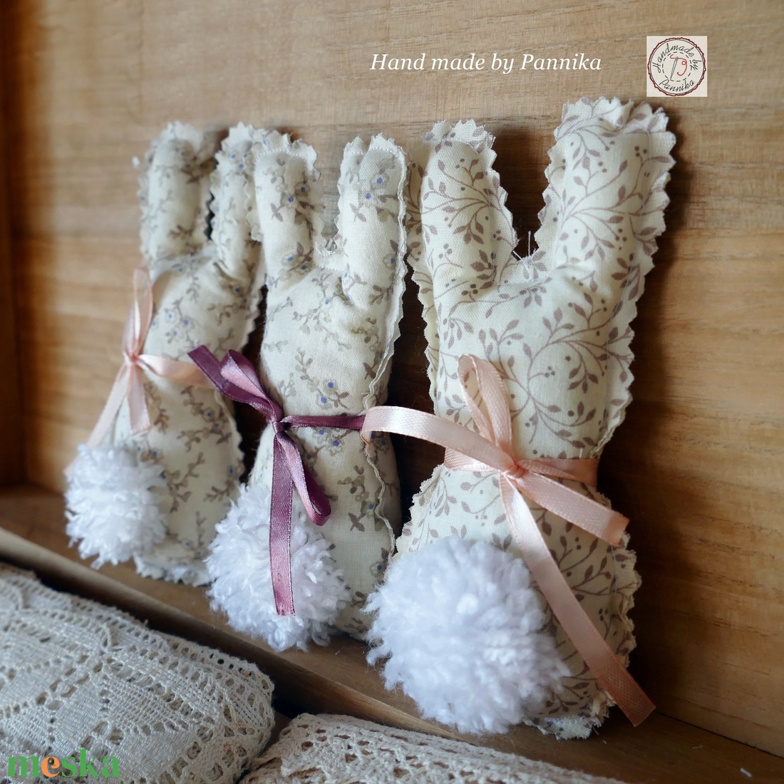 Három nyulak :) Húsvéti textil nyuszik, pom-pom farokkal - otthon & életmód - dekoráció - dísztárgy - Meska.hu