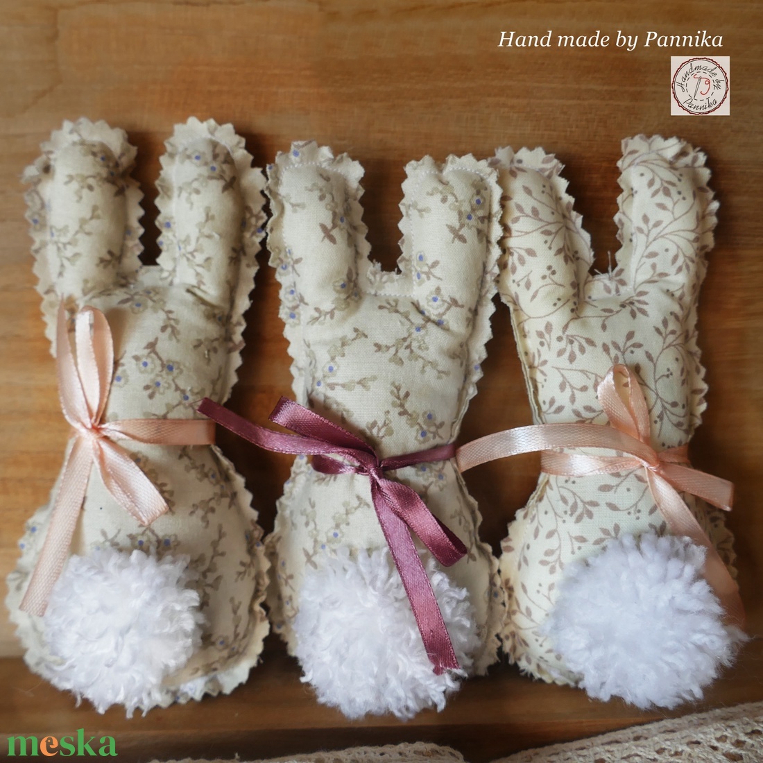 Három nyulak :) Húsvéti textil nyuszik, pom-pom farokkal - otthon & életmód - dekoráció - dísztárgy - Meska.hu