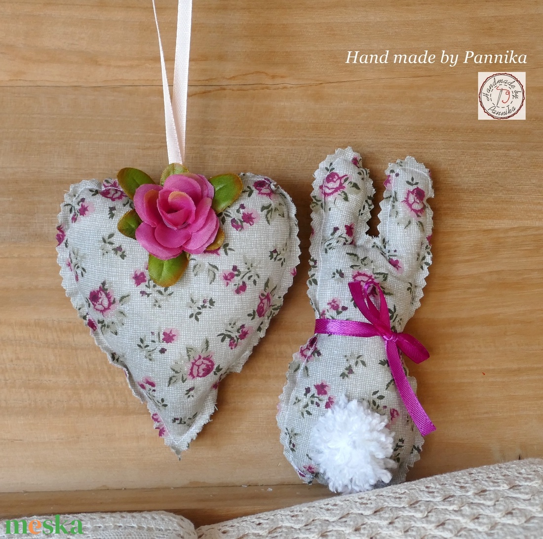 Tavaszi szív dekoráció és Húsvéti textil nyuszi, pom-pom farokkal  - otthon & életmód - dekoráció - dísztárgy - Meska.hu