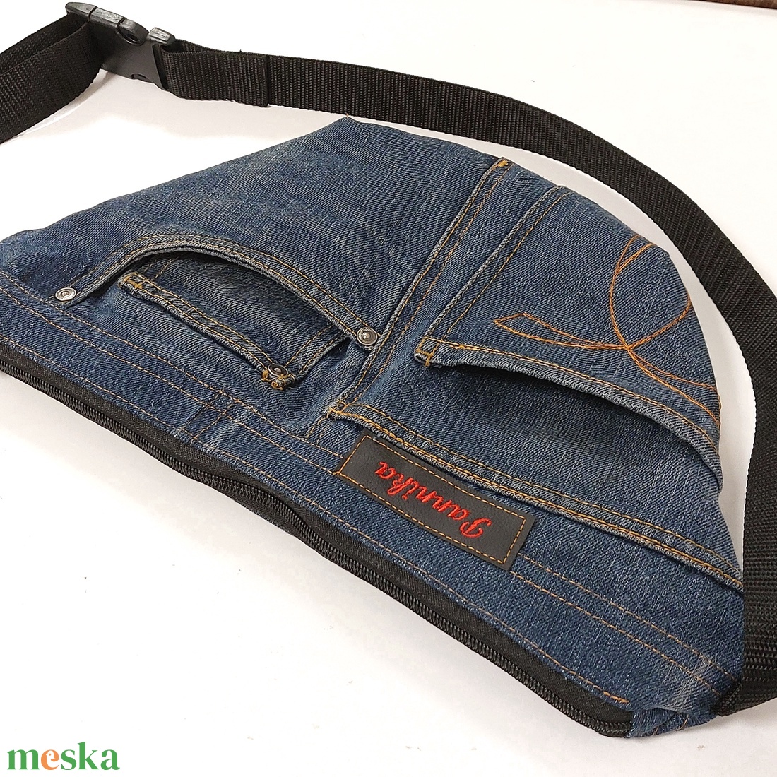 Átvethető farmer táska, testtáska féfiaknak is! - táska & tok - kézitáska & válltáska - vállon átvethető táska - Meska.hu