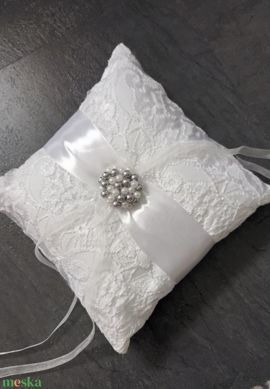 Gyöngyös gyűrűpárna - esküvő - kiegészítők - gyűrűtartó & gyűrűpárna - Meska.hu