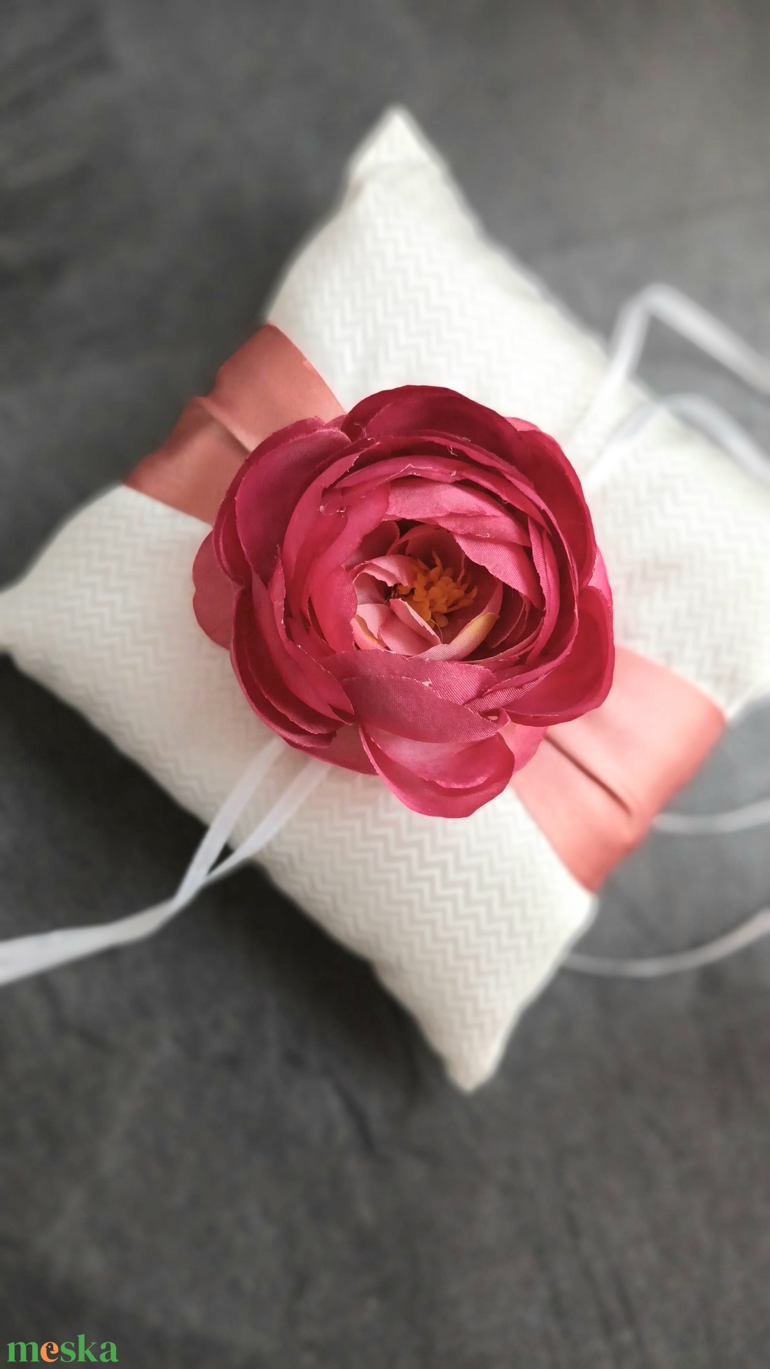 Virágos Gyűrűpárna, mályva, esküvő - esküvő - kiegészítők - gyűrűtartó & gyűrűpárna - Meska.hu