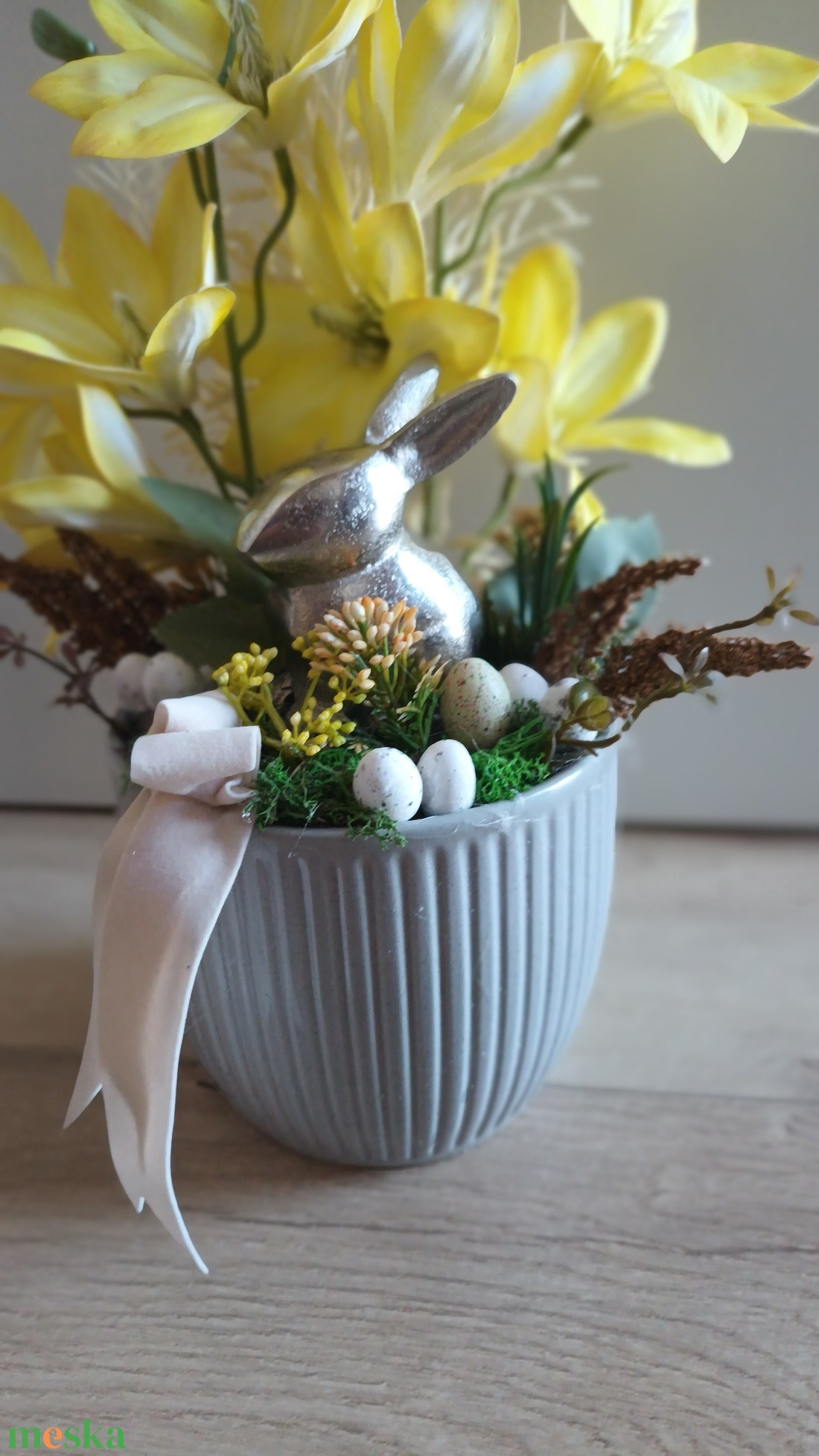 Magnólia húsvéti asztaldísz - otthon & életmód - virágdekoráció - virágdíszek - asztali virágdísz - Meska.hu