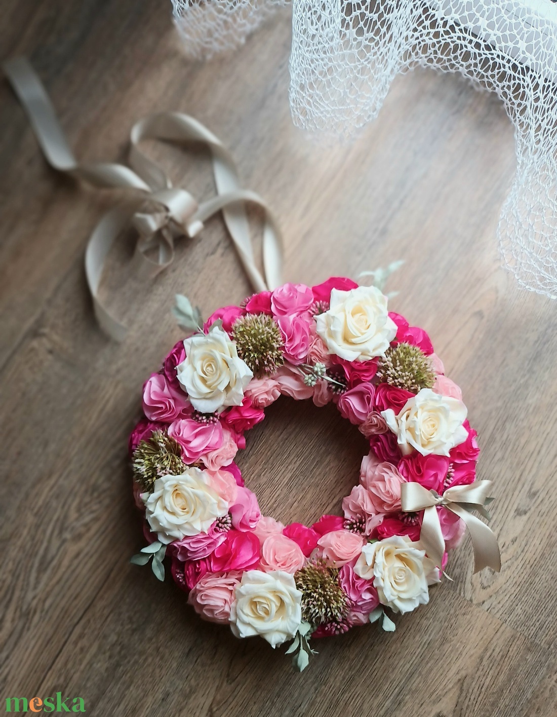 Rózsa selyemvirág kopogtató - otthon & életmód - dekoráció - ajtó- és ablak dekoráció - ajtódísz & kopogtató - Meska.hu