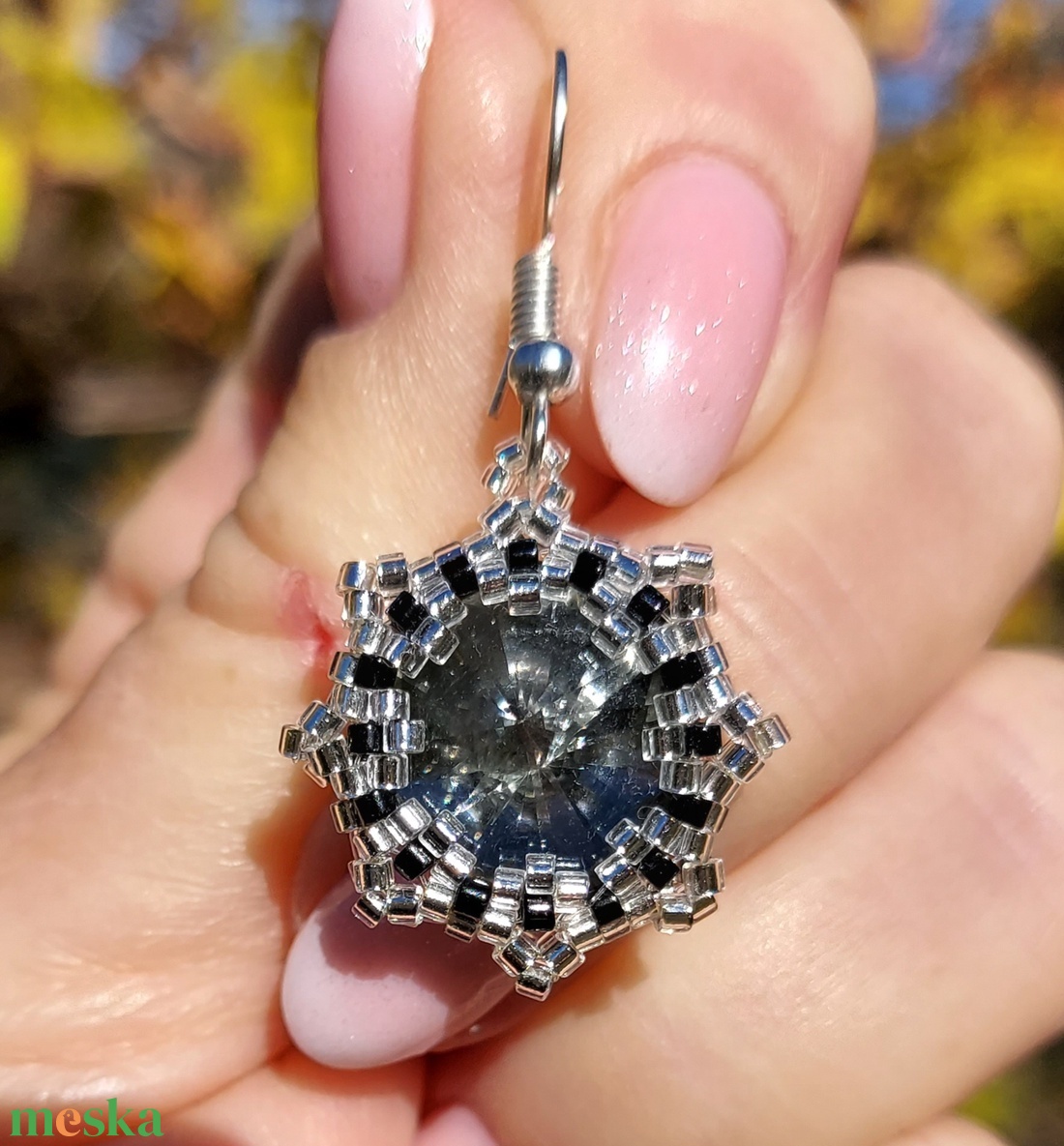 Szürke Swarowski köves fülbevaló - ékszer - fülbevaló - lógó fülbevaló - Meska.hu Szürke Swarowski köves fülbevaló - ékszer - fülbevaló - lógó fülbevaló - Meska.hu