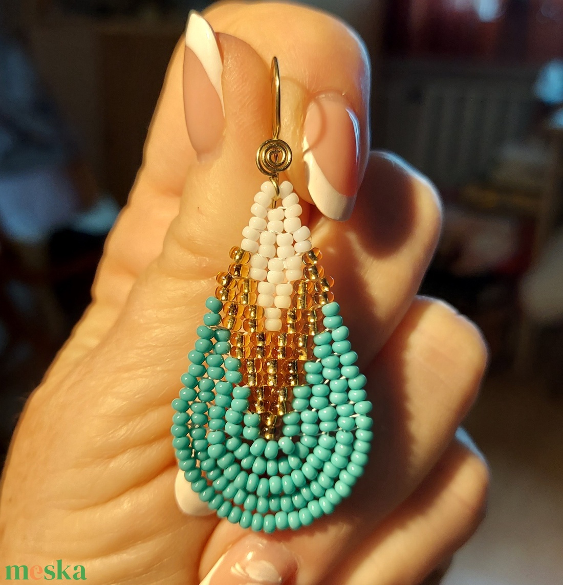 Türkizzöld csepp gyöngyfülbevaló - ékszer - fülbevaló - lógó csepp fülbevaló - Meska.hu