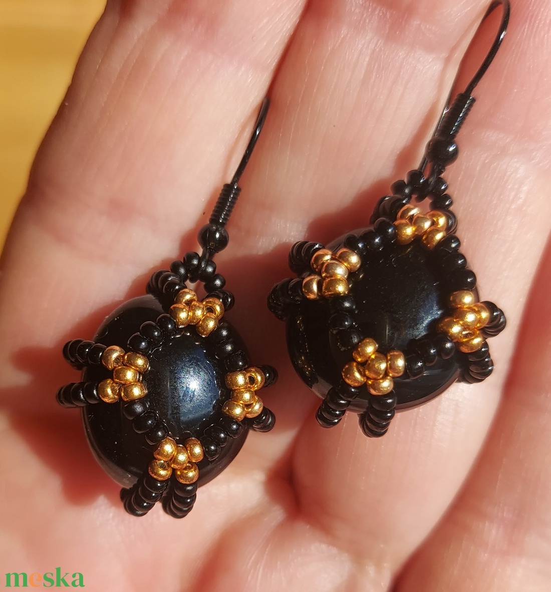 Fekete-arany üvegkavics ékszer garnitúra - ékszer - ékszerszett - Meska.hu