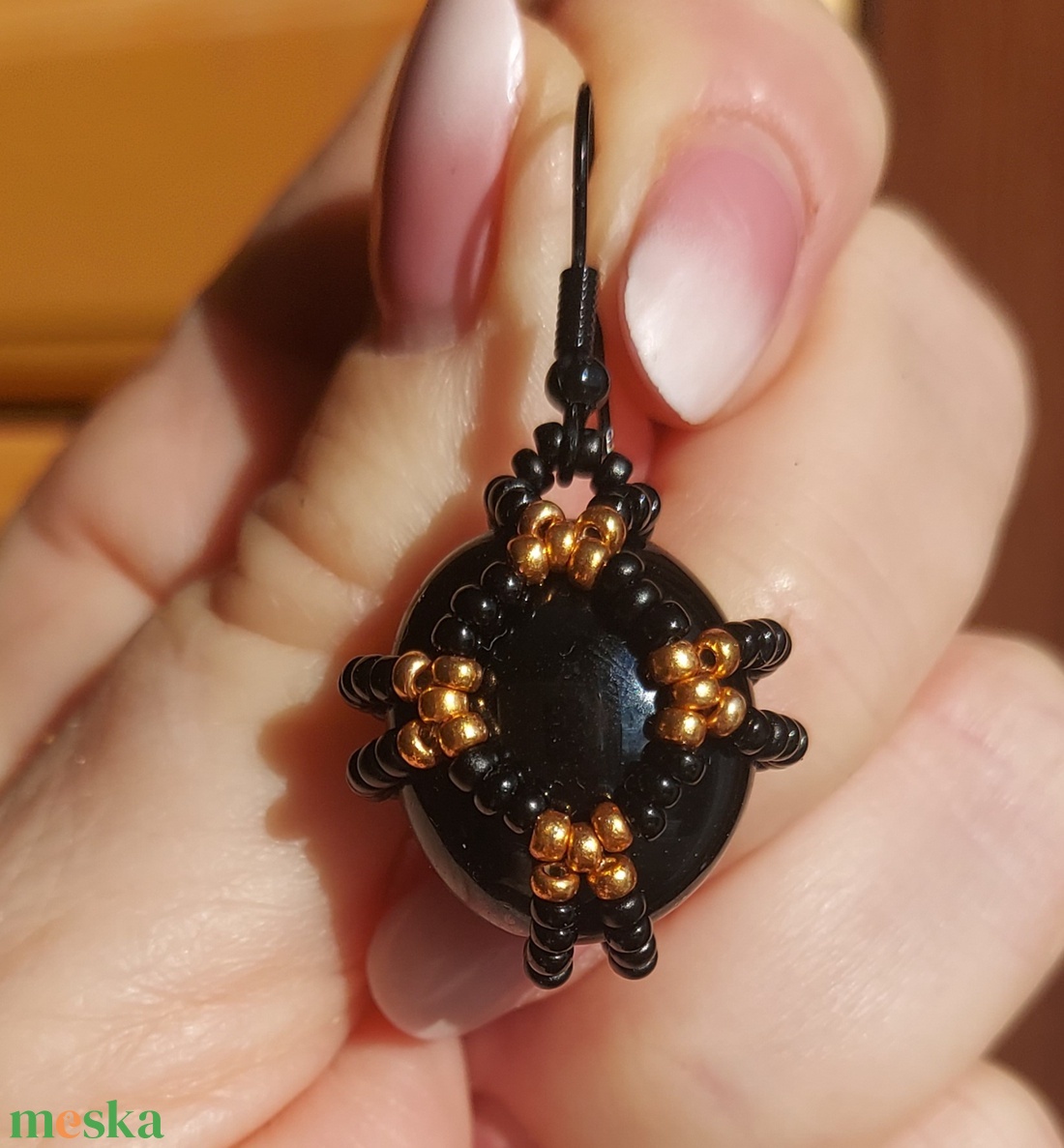 Fekete-arany üvegkavics ékszer garnitúra - ékszer - ékszerszett - Meska.hu