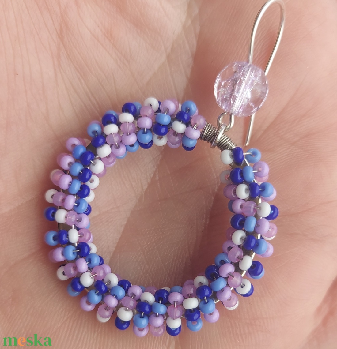 Lila karika gyöngyfülbevaló - ékszer - fülbevaló - karika fülbevaló - Meska.hu