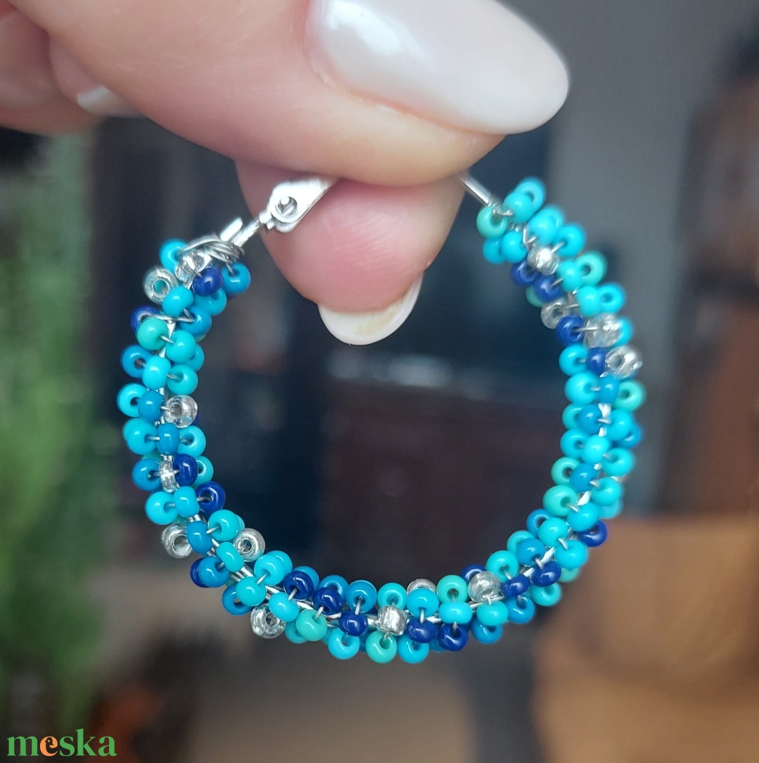 Kék karika gyöngyfülbevaló - ékszer - fülbevaló - karika fülbevaló - Meska.hu