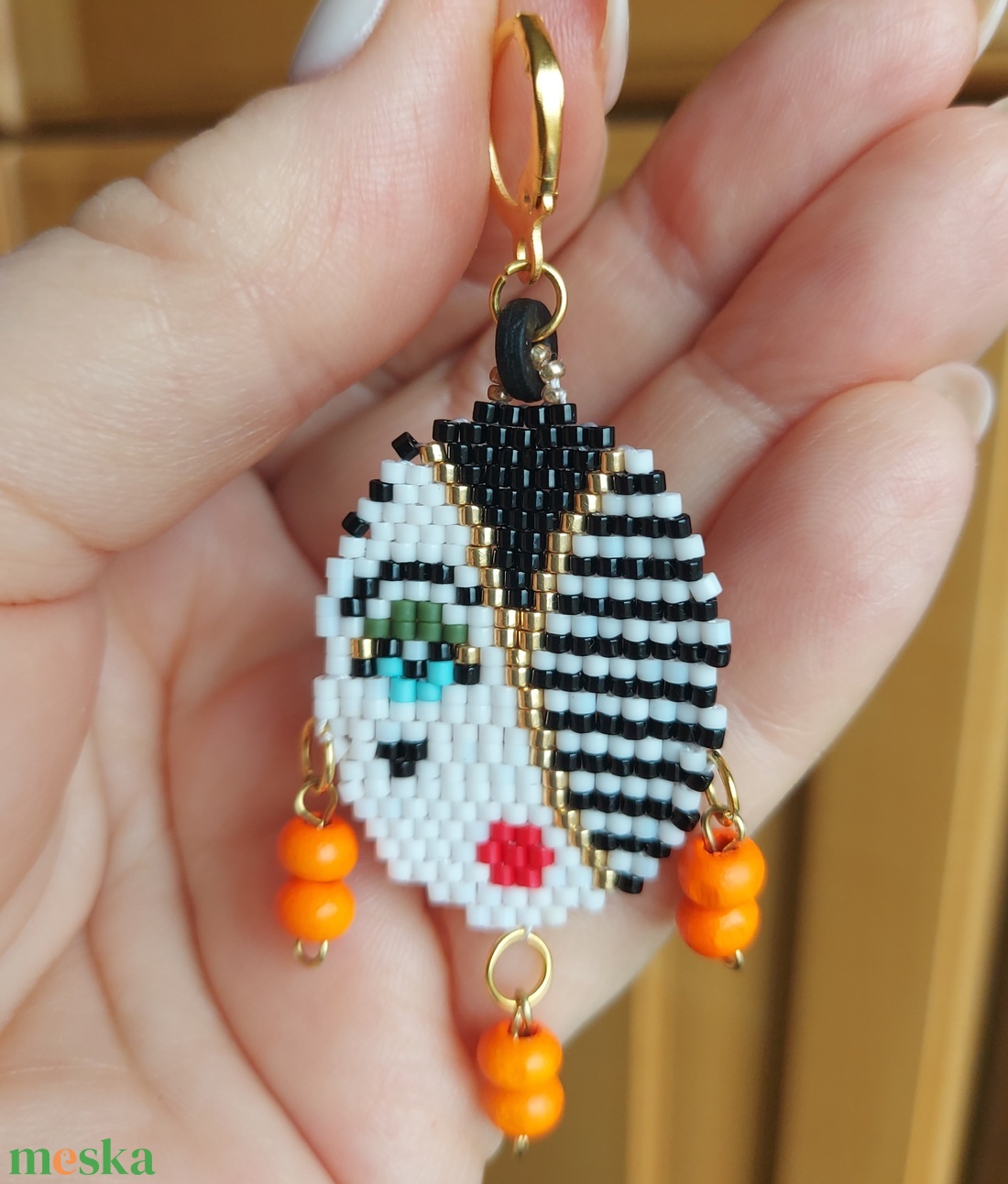 Maszk gyöngyfülbevaló  - ékszer - fülbevaló - lógó fülbevaló - Meska.hu