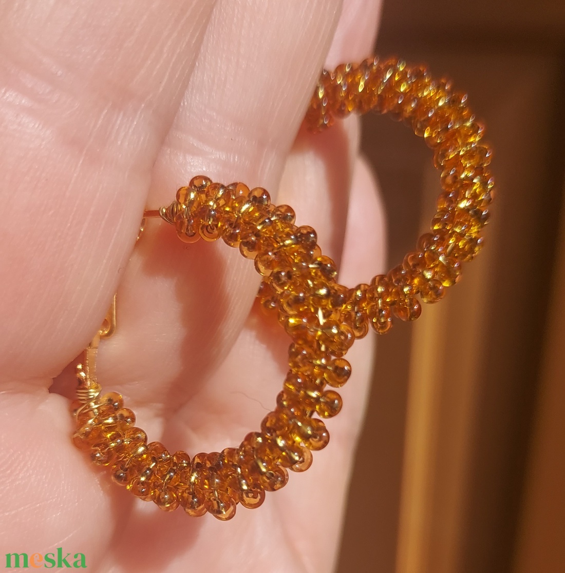 Arany gyöngyös karika fülbevaló - ékszer - fülbevaló - karika fülbevaló - Meska.hu