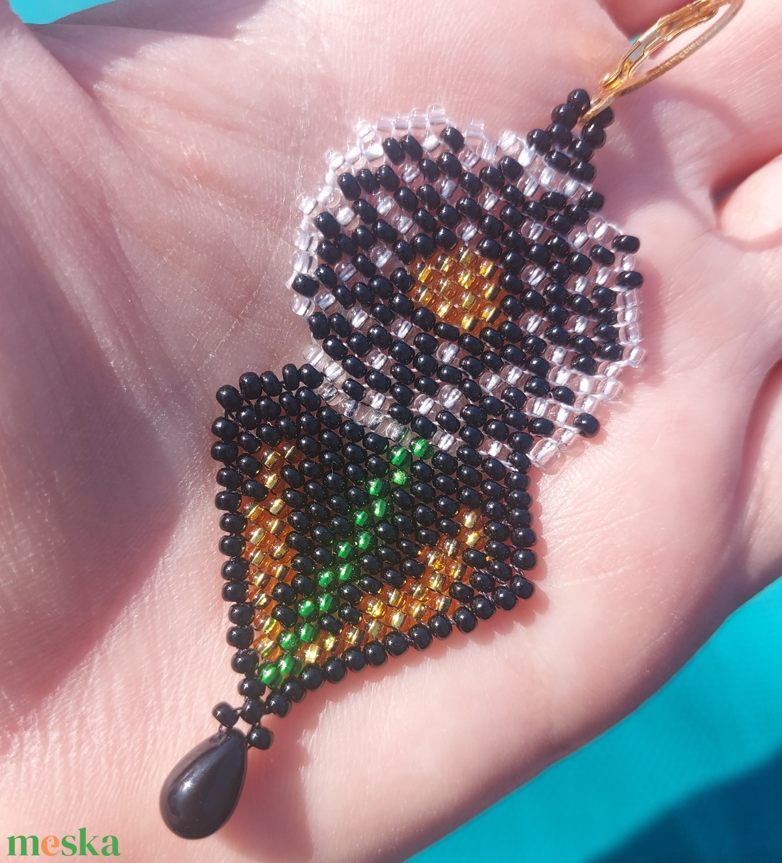 Pitypangos gyöngyfülbevaló - ékszer - fülbevaló - lógó fülbevaló - Meska.hu