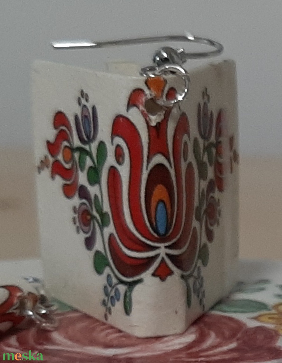 Könyv fülbevaló  - ékszer - fülbevaló - lógó fülbevaló - Meska.hu