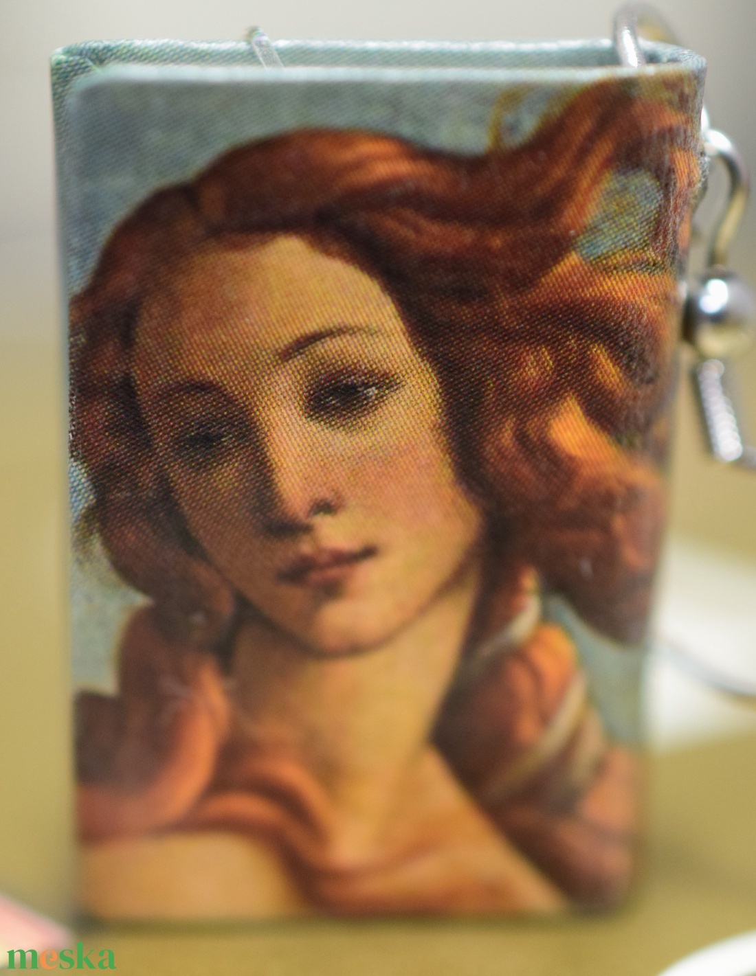 Könyv fülbevaló (Vénusz) - ékszer - fülbevaló - lógó fülbevaló - Meska.hu