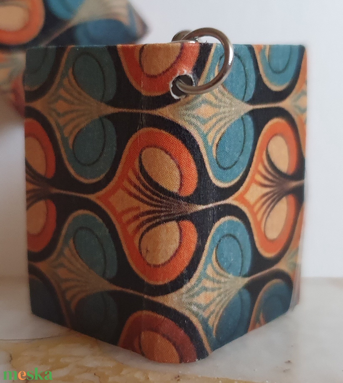 Könyv fülbevaló  - ékszer - fülbevaló - lógó fülbevaló - Meska.hu