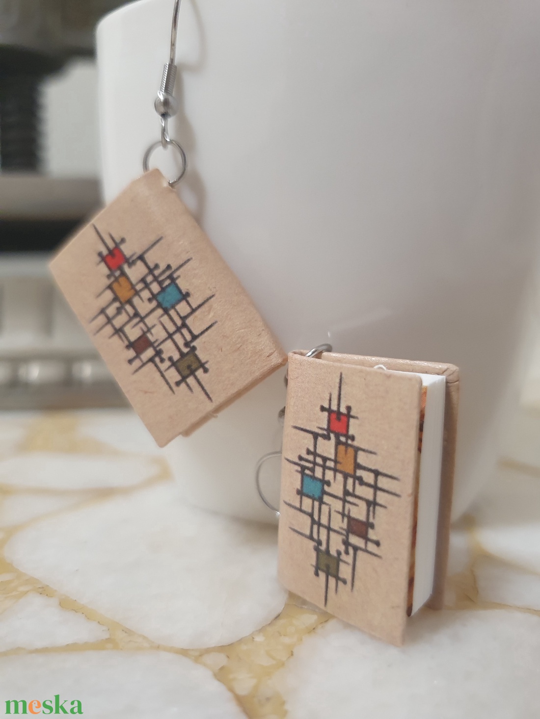 Könyv fülbevaló  - ékszer - fülbevaló - lógó fülbevaló - Meska.hu