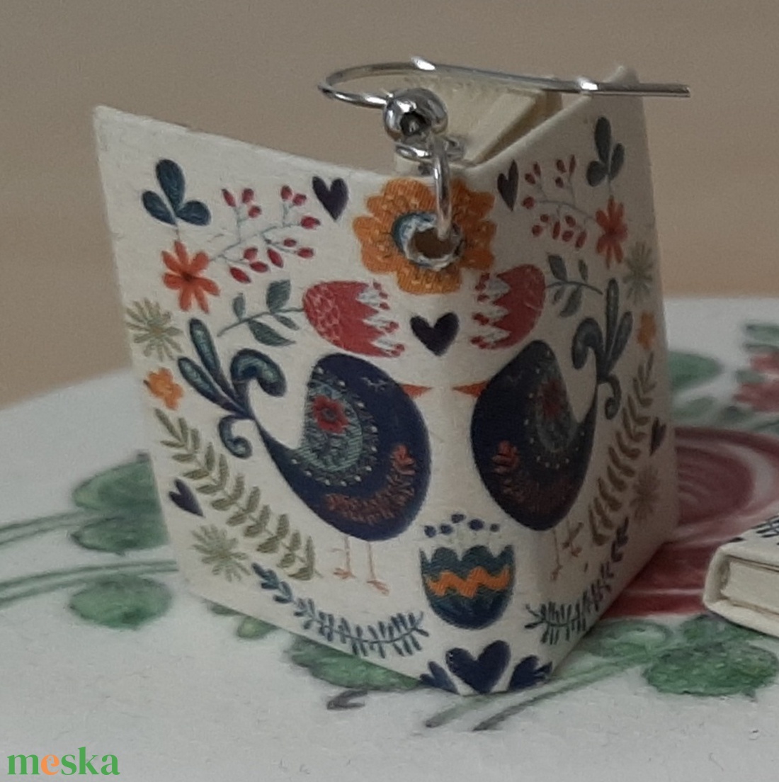 Könyv fülbevaló (madaras) - ékszer - fülbevaló - lógó fülbevaló - Meska.hu