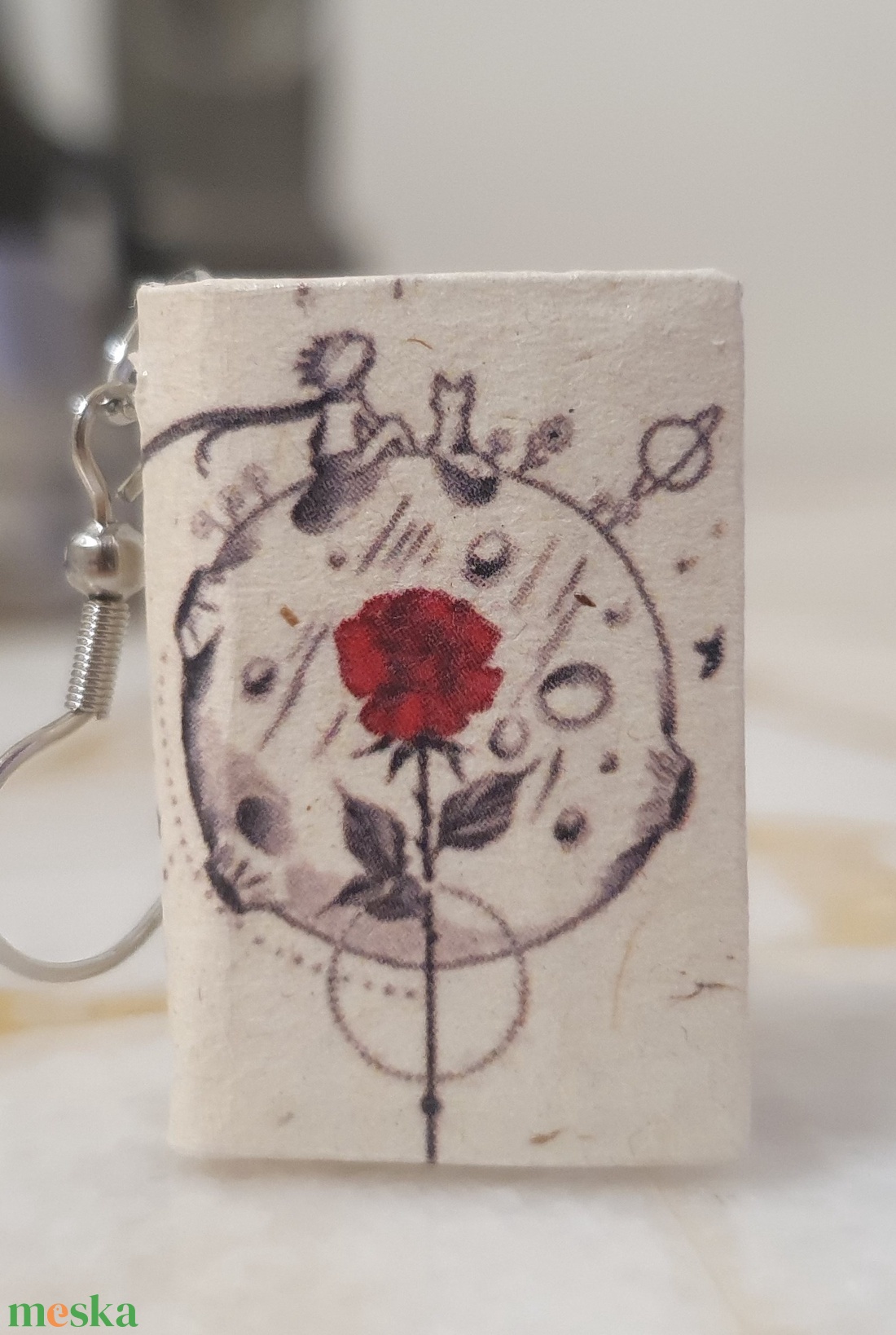 Kis herceg könyv fülbevaló - ékszer - fülbevaló - lógó fülbevaló - Meska.hu