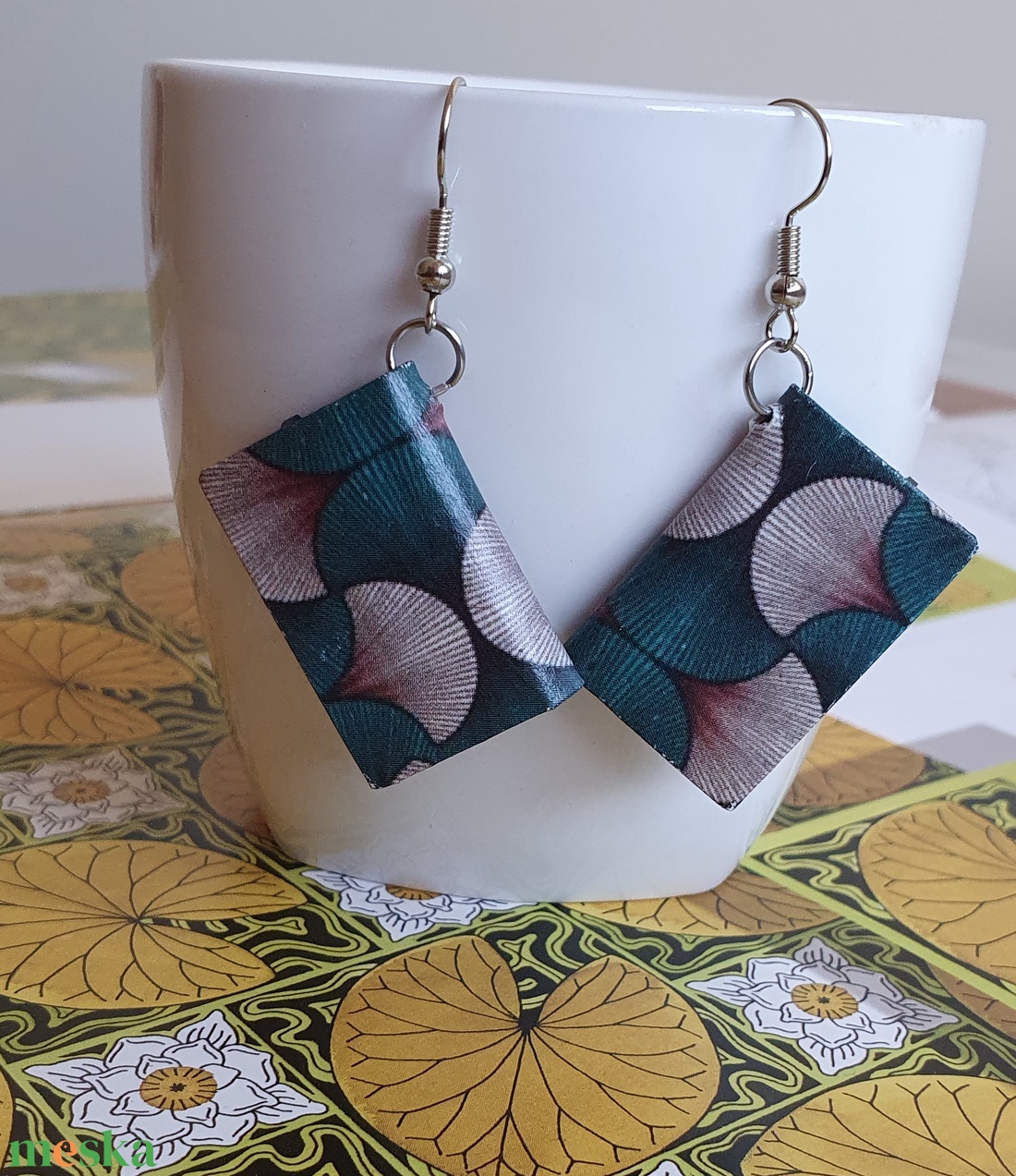 Könyv fülbevaló (legyező) - ékszer - fülbevaló - lógó fülbevaló - Meska.hu