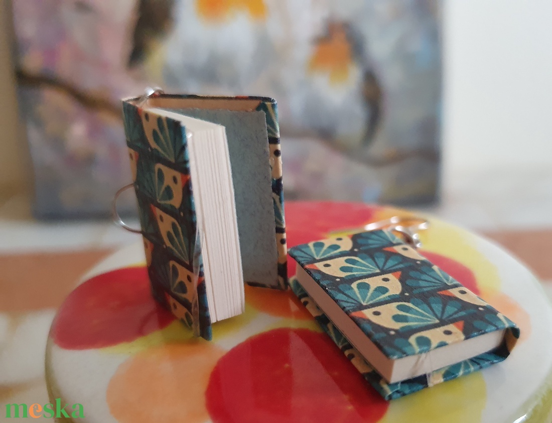 Könyv fülbevaló (madras) - ékszer - fülbevaló - lógó fülbevaló - Meska.hu