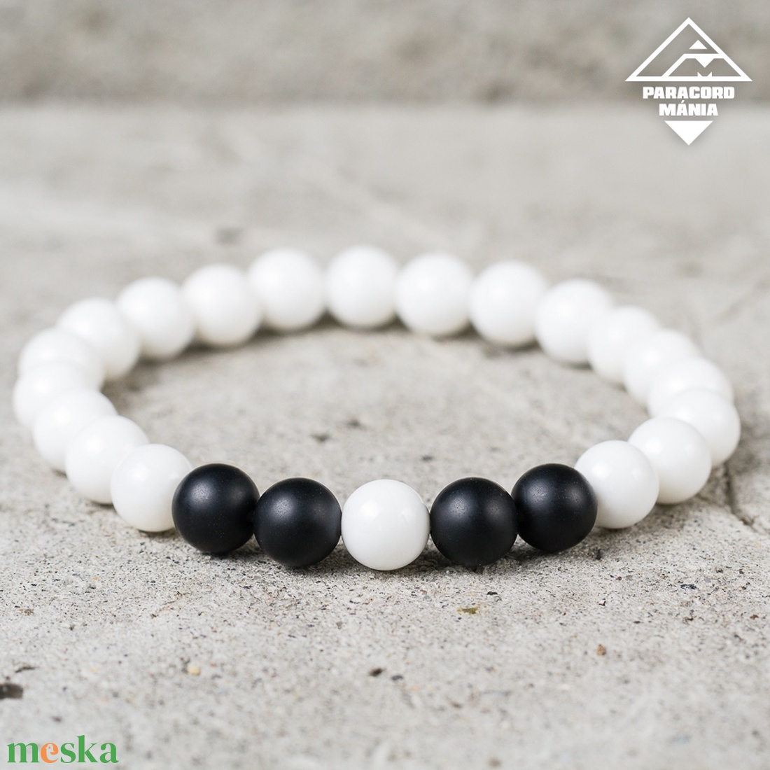 - Yin-Yang - erőt adó ásvány karkötő / ónix-kagylóhéj ásványkarkötő, unisex, női, férfi, fekete, fehér, jin-jang, gumis - ékszer - karkötő - ásványkarkötő - karkötő - Meska.hu - Yin-Yang - erőt adó ásvány karkötő / ónix-kagylóhéj ásványkarkötő, unisex, női, férfi, fekete, fehér, jin-jang, gumis - ékszer - karkötő - ásványkarkötő - karkötő - Meska.hu