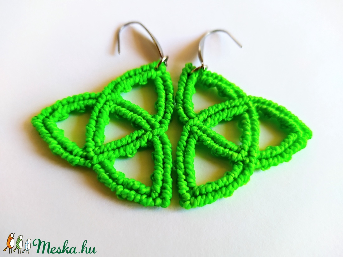 Triquetra - ékszer - fülbevaló - lógó fülbevaló - Meska.hu Triquetra - ékszer - fülbevaló - lógó fülbevaló - Meska.hu