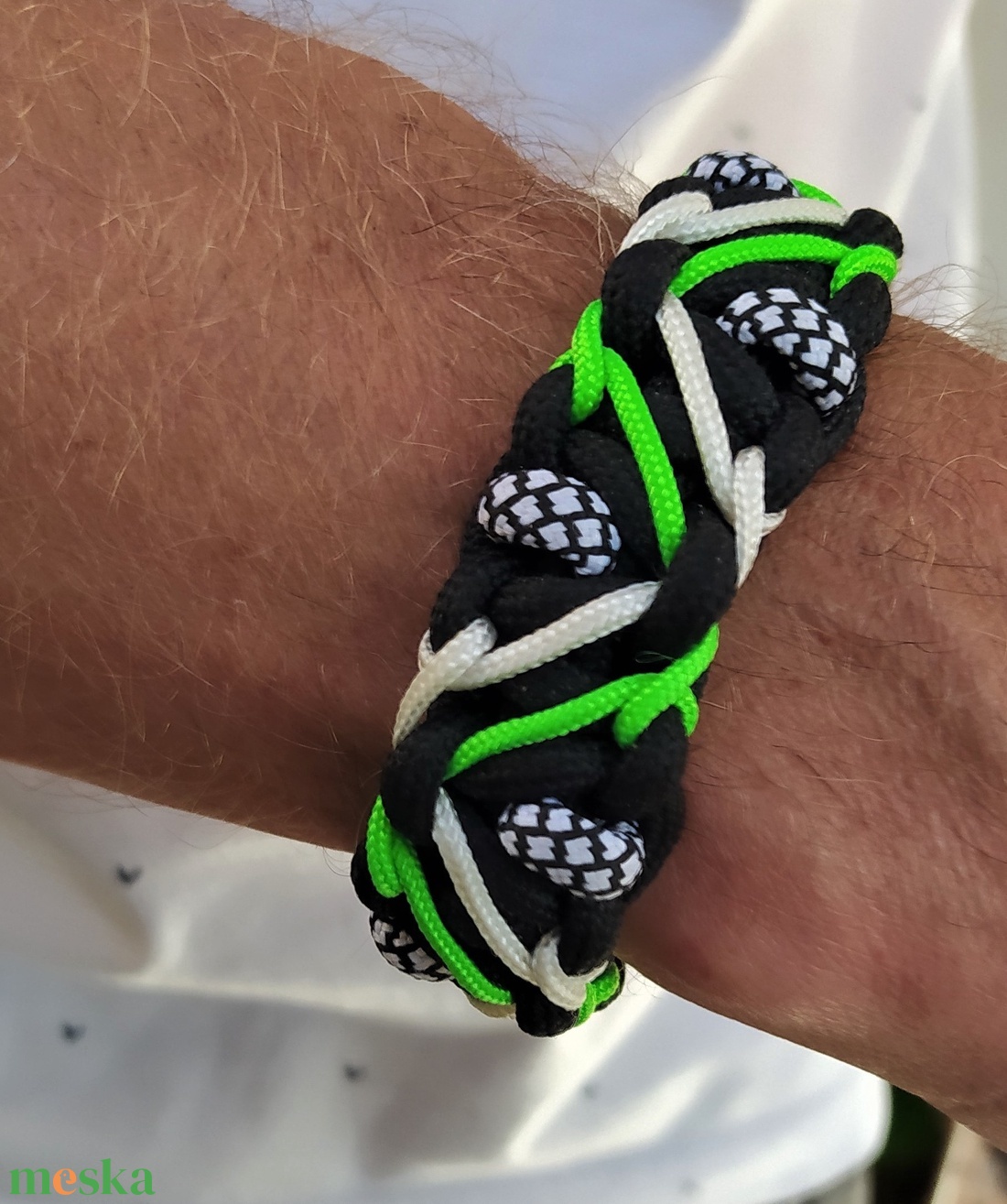 Sárm - paracord karkötő férfiaknak - ékszer - karkötő - fonott karkötő - Meska.hu Sárm - paracord karkötő férfiaknak - ékszer - karkötő - fonott karkötő - Meska.hu