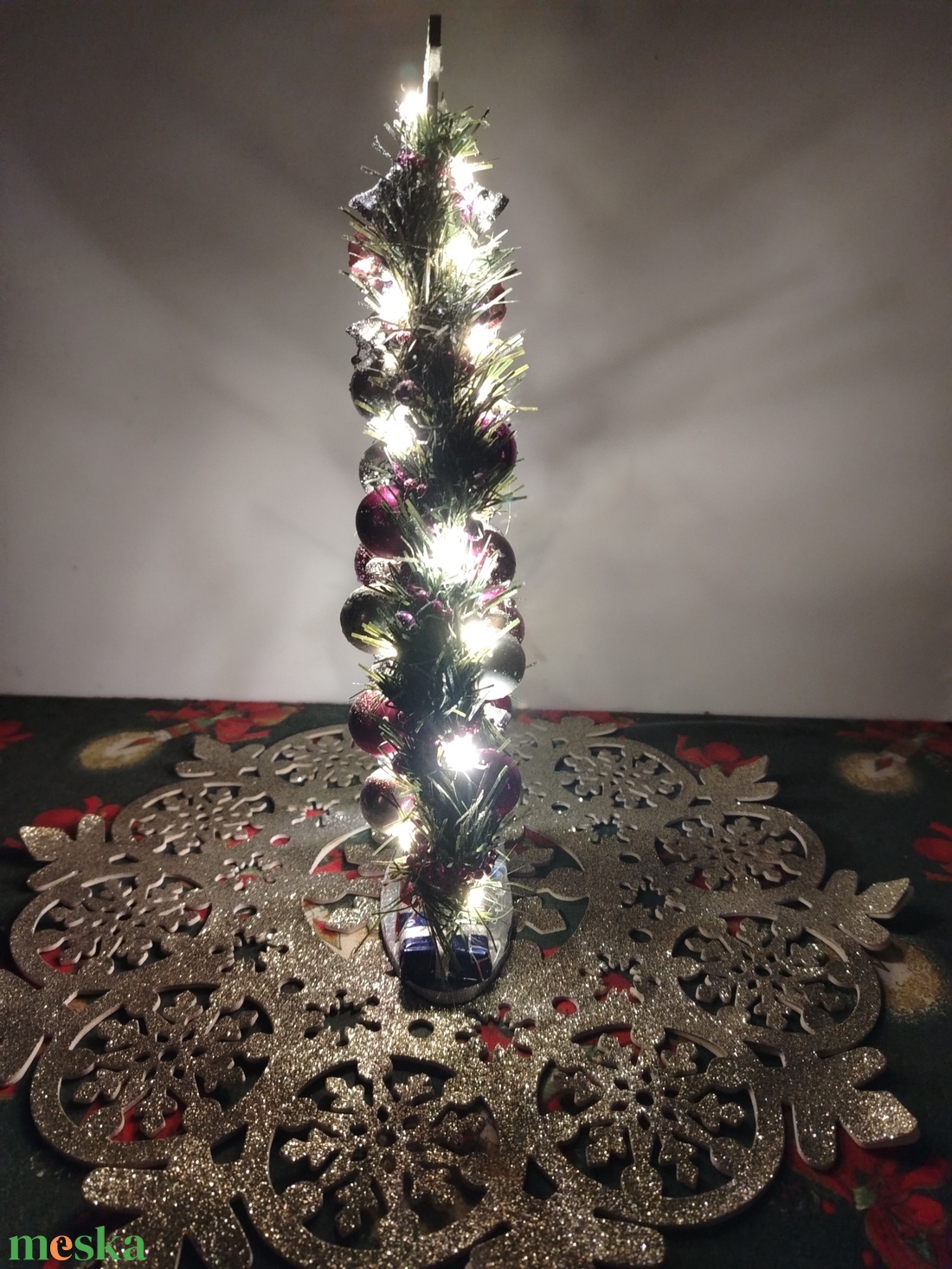 Egyedi, kézzel készült világító karácsonyi asztal dísz-pink/ezüst díszítéssel - karácsony - karácsonyi lakásdekoráció - ünnepi asztaldekoráció - Meska.hu Egyedi, kézzel készült világító karácsonyi asztal dísz-pink/ezüst díszítéssel - karácsony - karácsonyi lakásdekoráció - ünnepi asztaldekoráció - Meska.hu