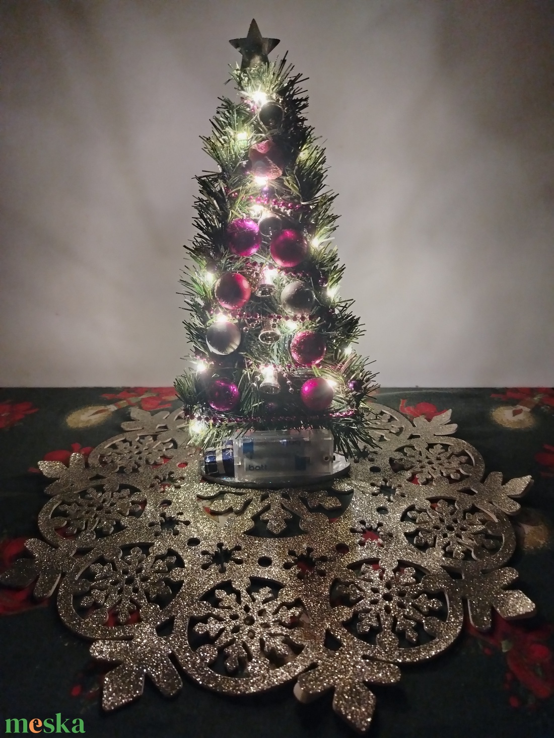 Egyedi, kézzel készült világító karácsonyi asztal dísz-pink/ezüst díszítéssel - karácsony - karácsonyi lakásdekoráció - ünnepi asztaldekoráció - Meska.hu Egyedi, kézzel készült világító karácsonyi asztal dísz-pink/ezüst díszítéssel - karácsony - karácsonyi lakásdekoráció - ünnepi asztaldekoráció - Meska.hu