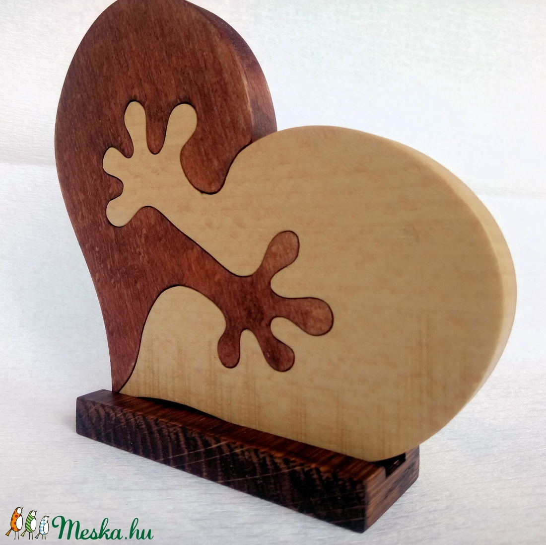 Szív alakú dekoráció, szívecske formájú puzzle fából + talp - otthon & életmód - dekoráció - dísztárgy - Meska.hu