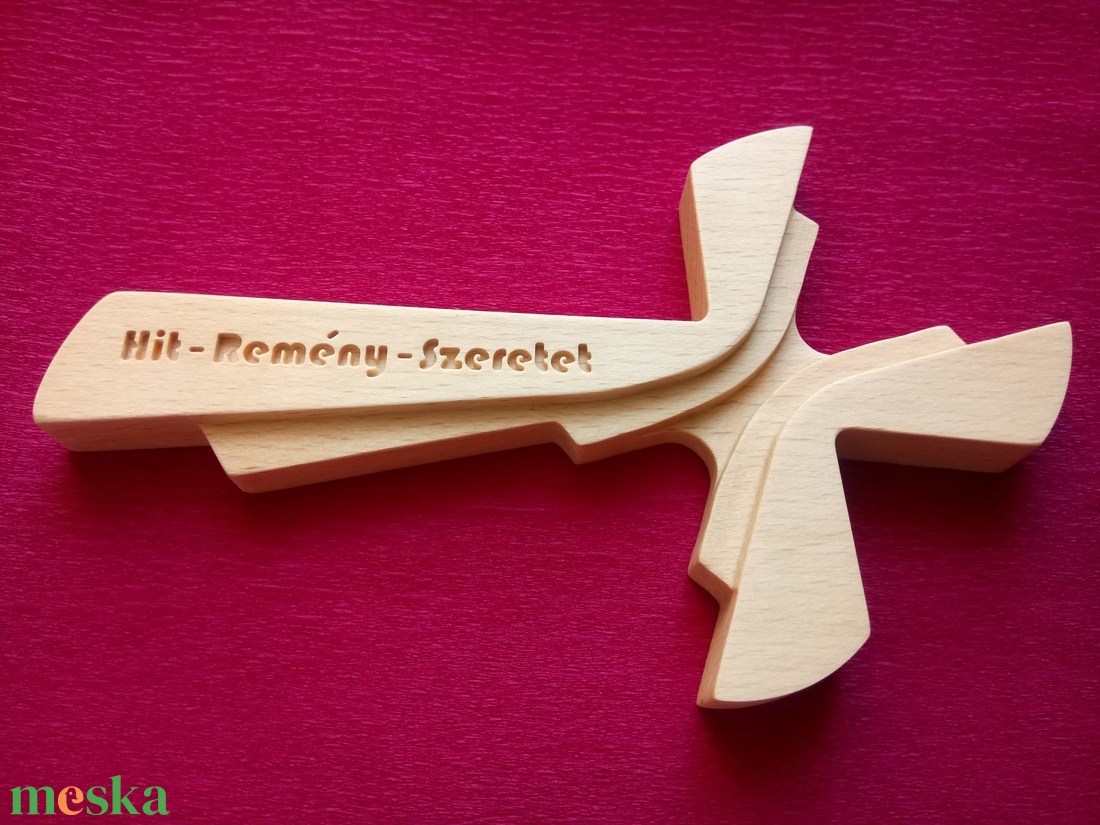 Modern fali kereszt, fából készült feszület, felirat választható - otthon & életmód - vallás - kereszt - Meska.hu