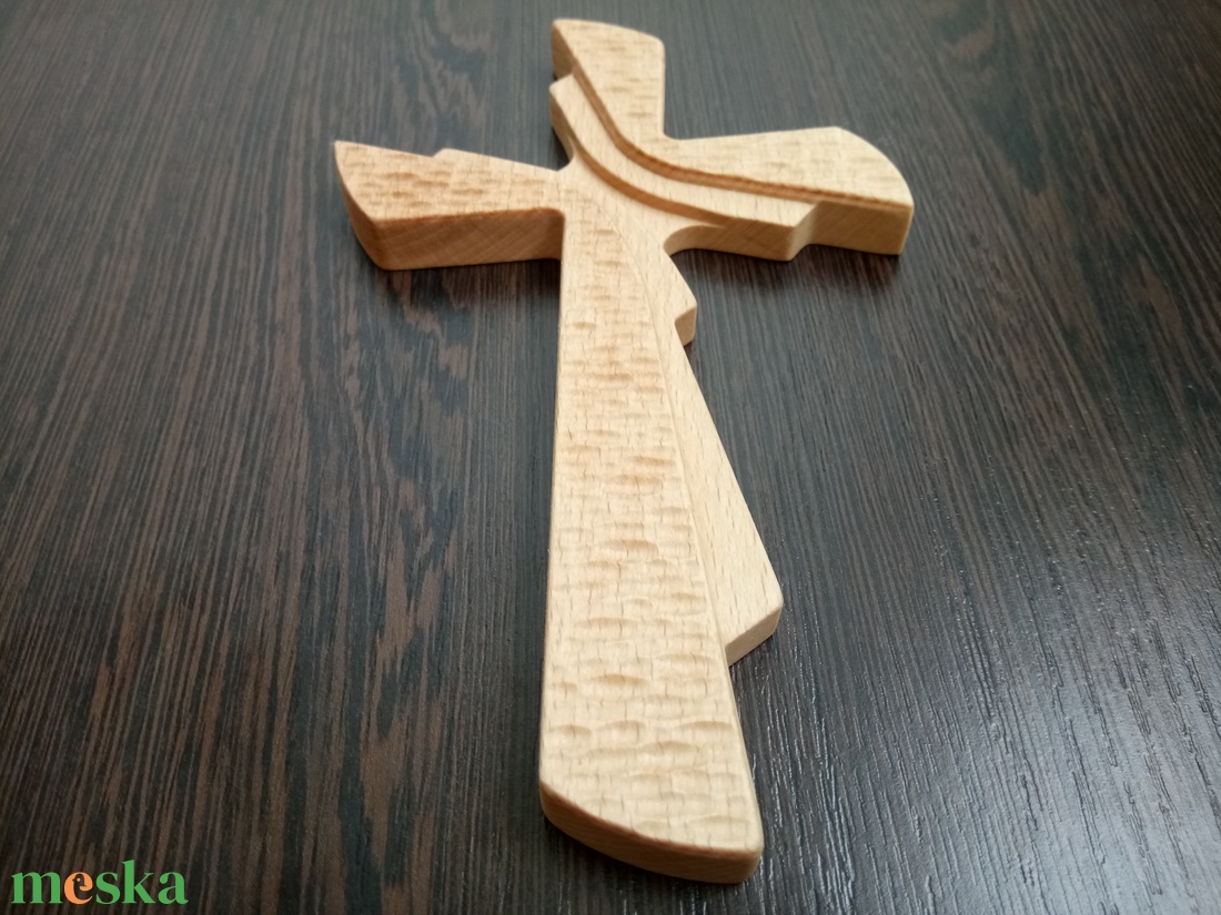 Modern fali kereszt, faragott fából készült feszület - otthon & életmód - vallás - kereszt - Meska.hu