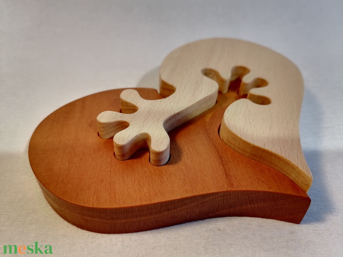 Szív alakú dekoráció, szívecske formájú puzzle fából, asztal dísz - otthon & életmód - dekoráció - dísztárgy - Meska.hu Szív alakú dekoráció, szívecske formájú puzzle fából, asztal dísz - otthon & életmód - dekoráció - dísztárgy - Meska.hu