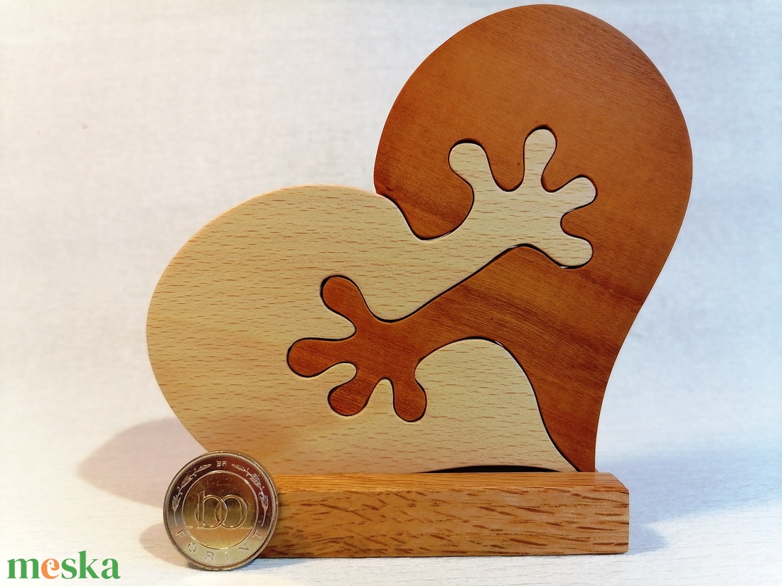 Szív alakú dekoráció, szívecske formájú puzzle fából, asztal dísz - otthon & életmód - dekoráció - dísztárgy - Meska.hu Szív alakú dekoráció, szívecske formájú puzzle fából, asztal dísz - otthon & életmód - dekoráció - dísztárgy - Meska.hu