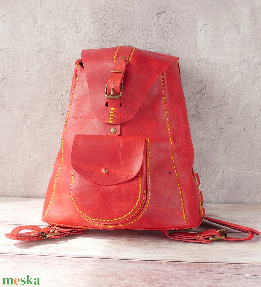 Piros bőr városi hátizsák  - táska & tok - hátizsák - hátizsák - Meska.hu