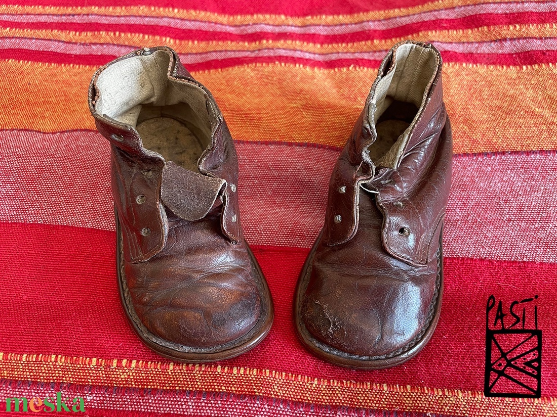 Vintage collection - antik gyerek cipo , kisfiu cipo - ruha & divat - babaruha & gyerekruha - babacipő - Meska.hu