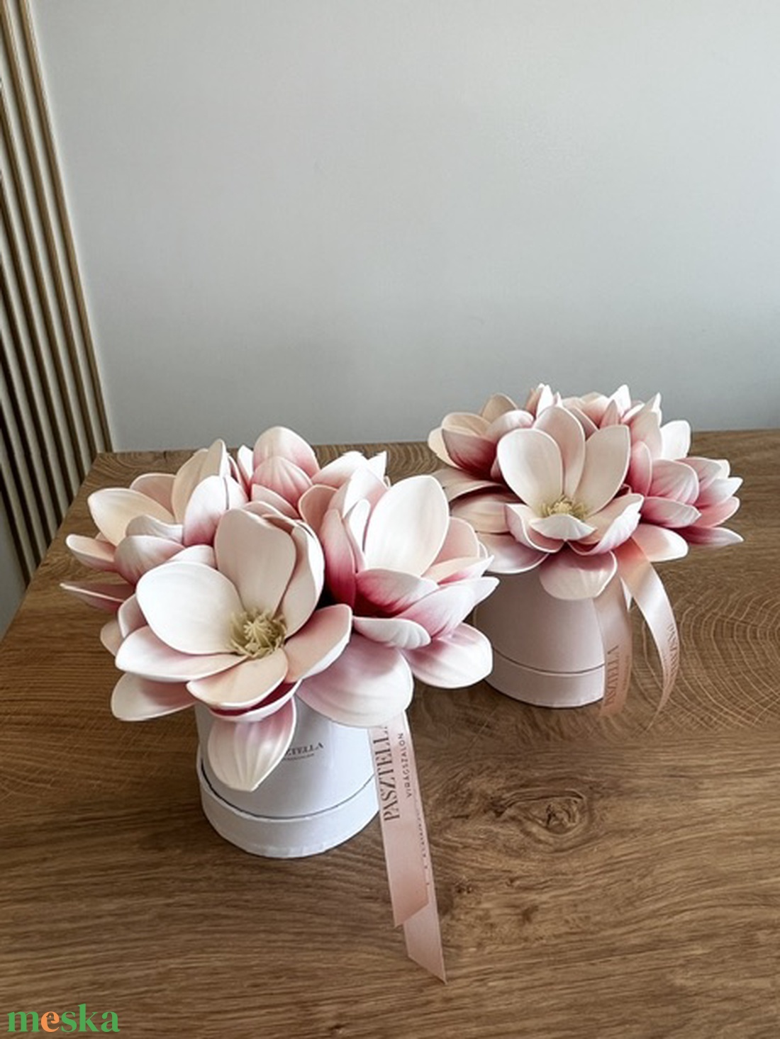 Magnólia virágdoboz - fehér dobozban ( Kicsi ) - otthon & életmód - virágdekoráció - virágok - virágbox - Meska.hu