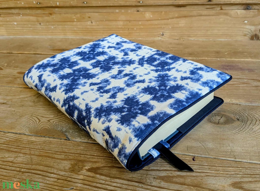 Könyvkabát - Batik (Shibori) mintás - otthon & életmód - papír, írószer - könyv- és füzetborító - Meska.hu