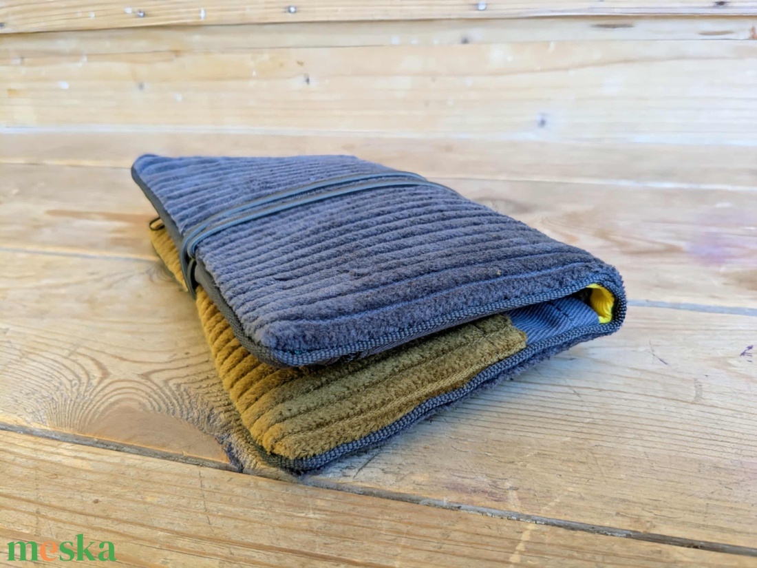 Nem csak dohánytasak -szürke kordbársony sárgával kombinálva - táska & tok - pénztárca & más tok - dohánytasak & szütyő - Meska.hu