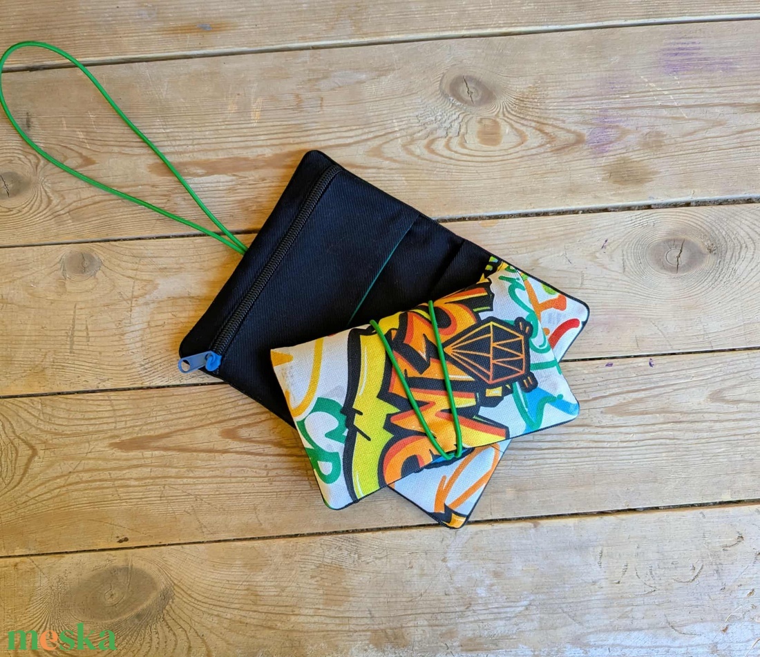 Dohánytasak - graffity mintás - táska & tok - pénztárca & más tok - dohánytasak & szütyő - Meska.hu