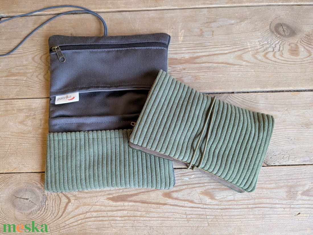 Dohánytasak - zöld kordbársony - táska & tok - pénztárca & más tok - dohánytasak & szütyő - Meska.hu
