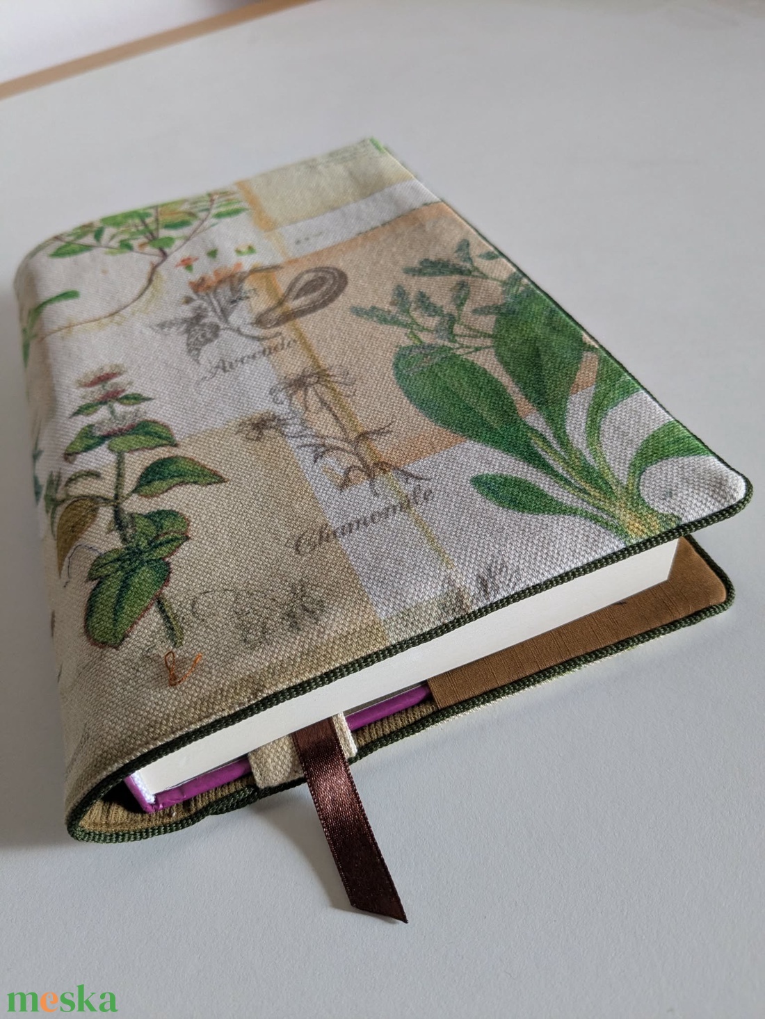 Könyvkabát - Gyógynövényes/vintage - otthon & életmód - papír, írószer - könyv- és füzetborító - Meska.hu