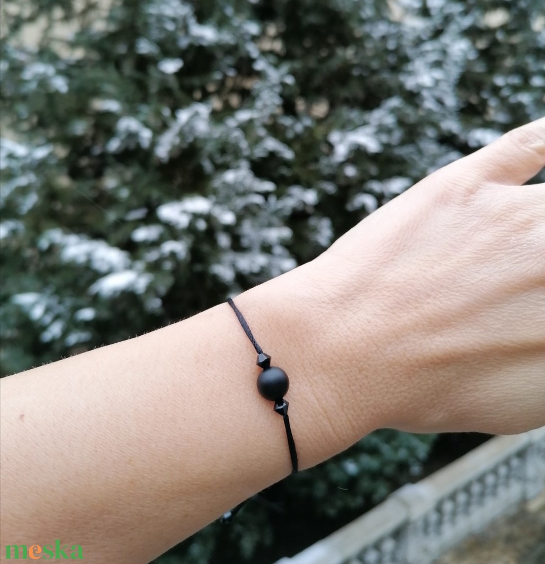 BALA-Black Minimál karkötő (mini)  - ékszer - karkötő - karkötő medállal - Meska.hu