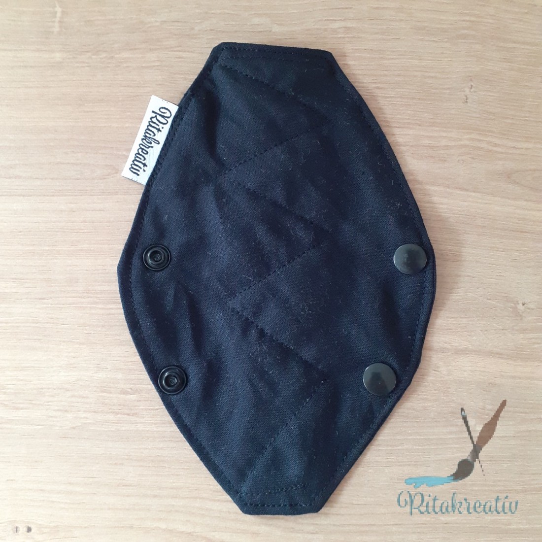 Fekete tanga mosható betét 18cm - eü - szépségápolás - intim higiénia - intimbetét - Meska.hu Fekete tanga mosható betét 18cm - eü - szépségápolás - intim higiénia - intimbetét - Meska.hu