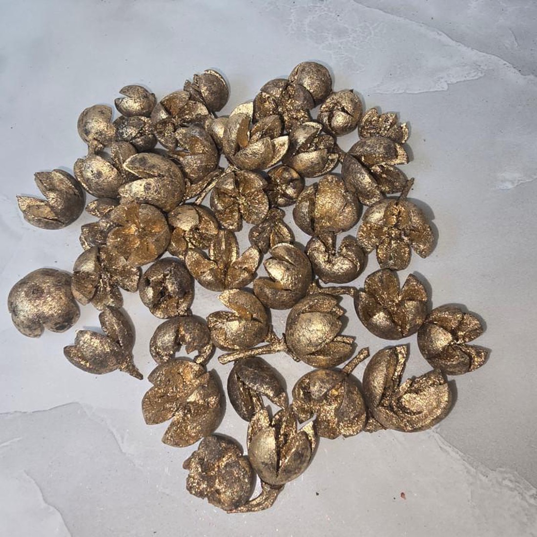 Chiruni - metál vil. arany 5 dkg - kellékek & szerszámok - dekorációs kellékek - termések, terméscsomagok - Meska.hu